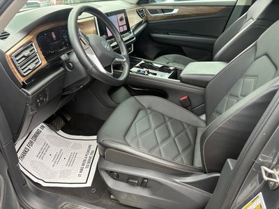 2025 Volkswagen Atlas 2.0T SE w/Technology