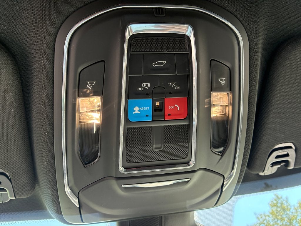 2023 Jeep Wagoneer Series III