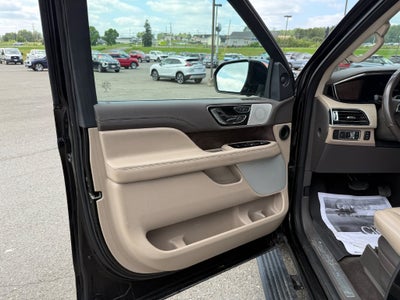 2022 Lincoln Navigator L Reserve